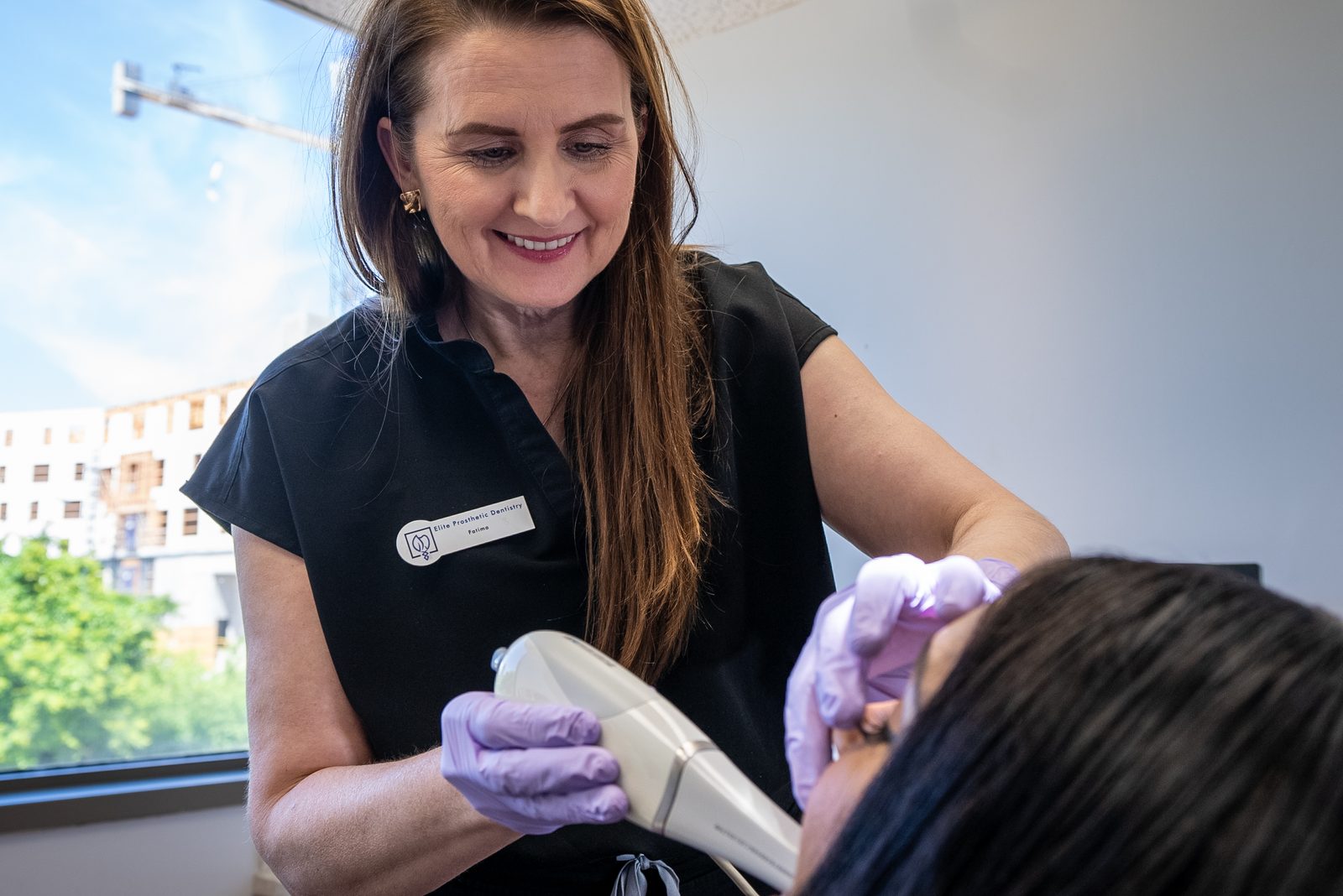 Digital dental implant planning technology that helps optimize treatment efficiency and manage costs